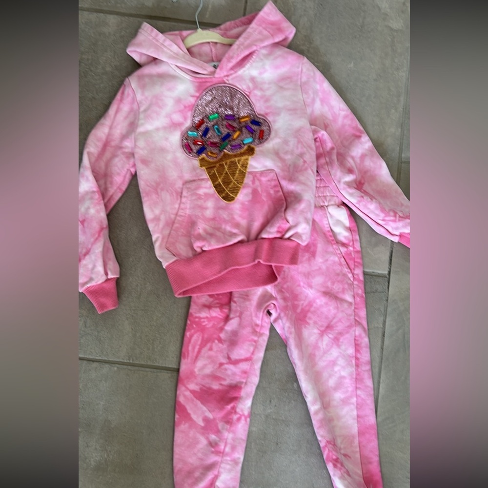 Lola and the boys sweat set